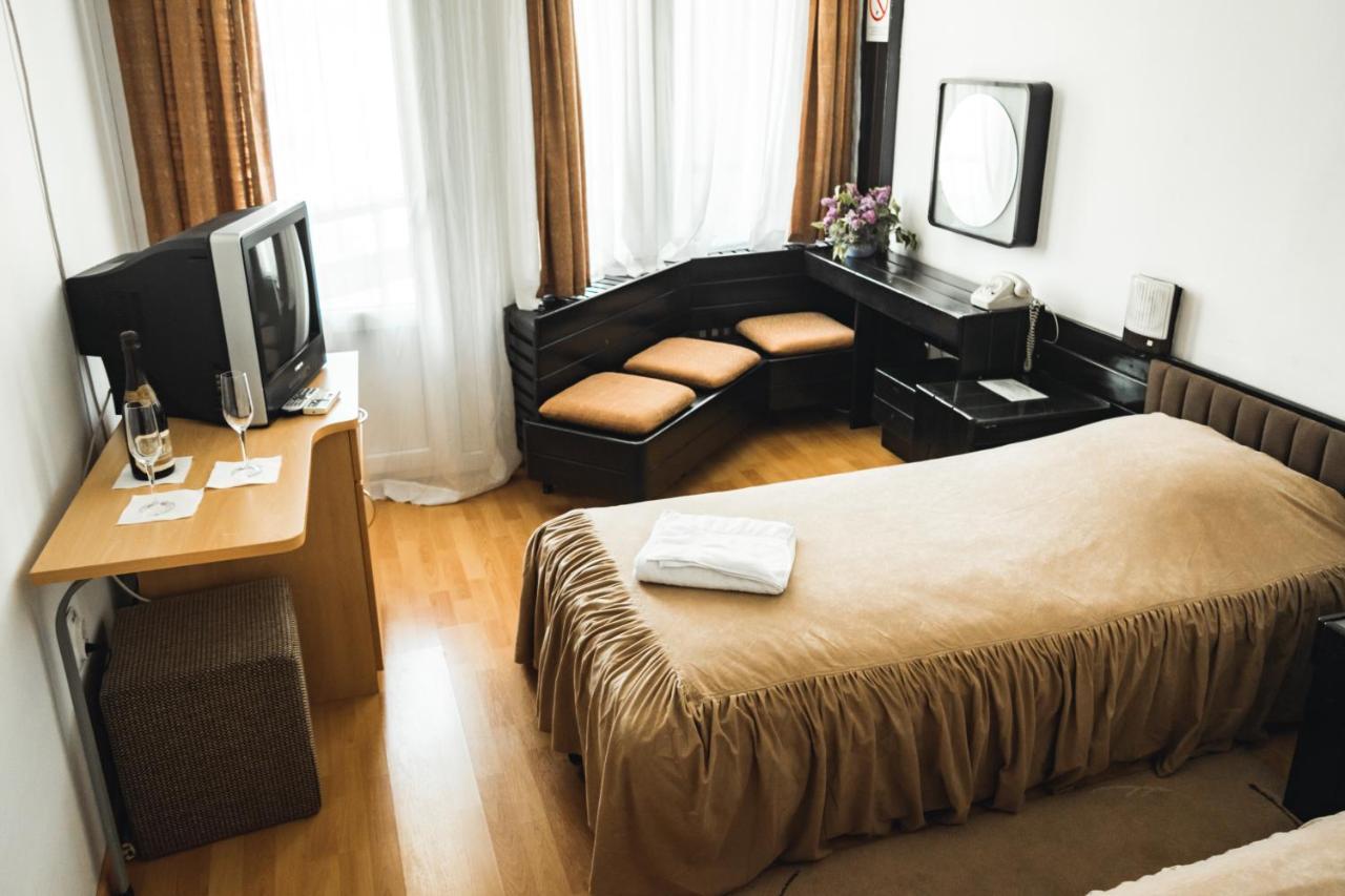 Hotel Lepenski Vir Donji Milanovac Eksteriør bilde